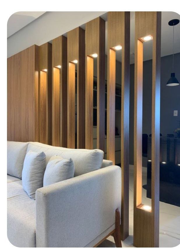 خدمة فاصل مضيء متعدد الأعمدة ضمن قسم بارتشن