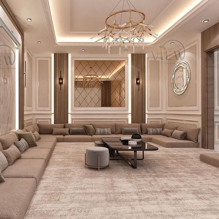 خدمة مجلس بجدار مرايا وثريات فنية ضمن قسم مجالس